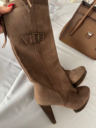 Botas altas Hynde de ante Beige | Botas Gianvito Rossi Mujer ~  Klcartonmachine