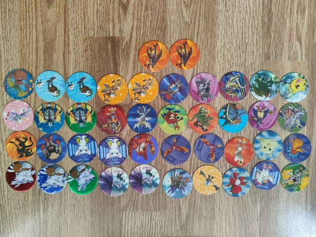 Tazos Digimon del año 2000
