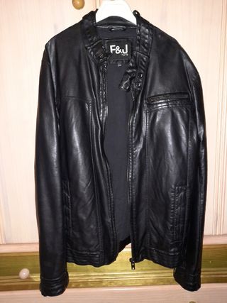 Chaqueta Fórmula Joven Hombre de segunda mano por 40 EUR en Fuenlabrada en  WALLAPOP