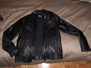 Chaqueta Fórmula Joven Hombre de segunda mano por 40 EUR en Fuenlabrada en  WALLAPOP