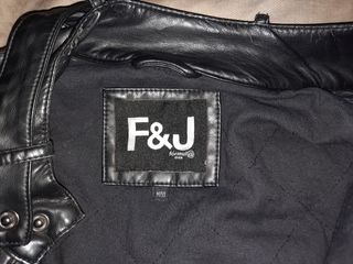 Chaqueta Fórmula Joven Hombre de segunda mano por 40 EUR en Fuenlabrada en  WALLAPOP