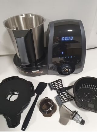 Robot cocina cecotec de segunda mano por 190 EUR en León en WALLAPOP
