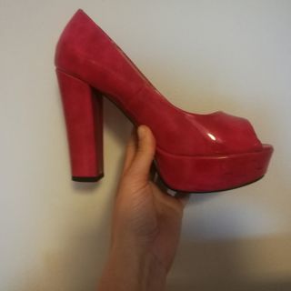 Zapatos plataforma rosas de segunda mano por 10 EUR en Sant Cugat del  Vallès en WALLAPOP