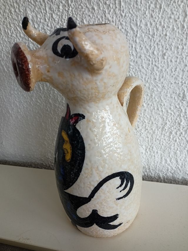 Jarra Toro. Estilo Sanguino. Inf. Picasso.