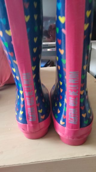 Botas de agua Agatha Ruíz dela Prada de segunda mano por 30 EUR en Colmenar  Viejo en WALLAPOP
