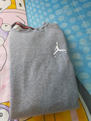 Sudadera Jordan Original de segunda mano por 50 EUR en Zaragoza en WALLAPOP