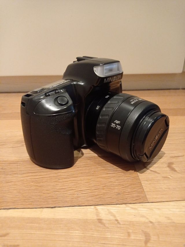 Camara Reflex Minolta