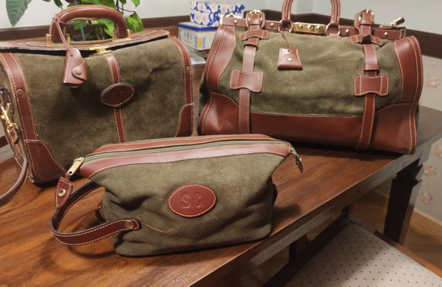 Conjunto piel,maleta,neceser grand y pequeño piel.