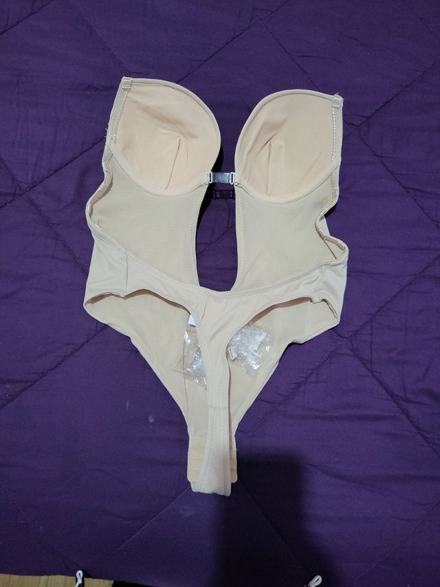 body con espalda al aire