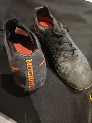 Botas Nike Magista 42.5 de segunda mano por 45 EUR en Lleida en WALLAPOP