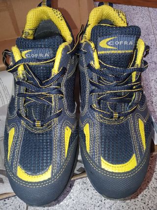 Zapato seguridad de mujer es original marca cofra de segunda mano por 25  EUR en Terrassa en WALLAPOP