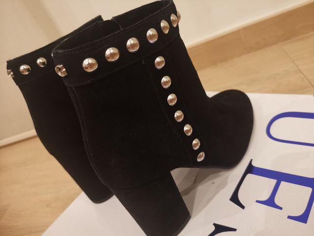 Botines Guess nuevos! t 37
