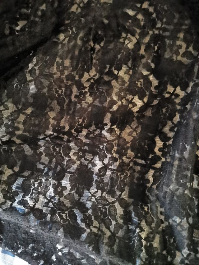 camisa encaje negra