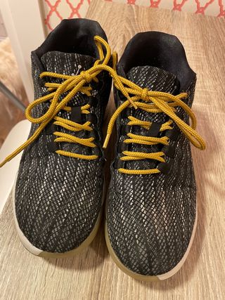 Zapatillas JORDAN para Baloncesto talla 41 de segunda mano por 25 EUR en  Majadahonda en WALLAPOP