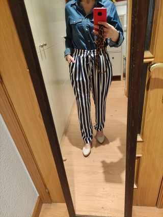 Pantalón mujer.Zara.Talla M de segunda mano por 10 EUR en Alcobendas en  WALLAPOP