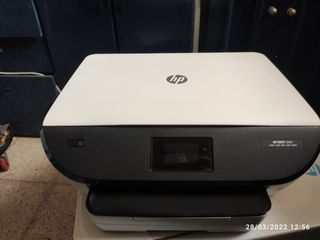 Impresora HP envy 5541 de segunda mano por 30 EUR en Tabanera del Monte en  WALLAPOP