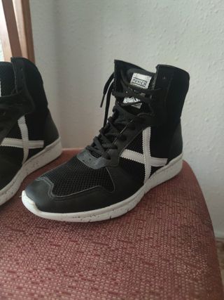 Botas de boxeo de segunda mano por 60 EUR en Sant Andreu de la Barca en  WALLAPOP