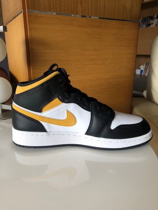 Zapatillas Air Jordan 1 de segunda mano por 80 EUR en Torrent en WALLAPOP