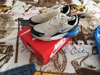 Nike air max 270 Número 33 de segunda mano por 30 EUR en Aspe en WALLAPOP