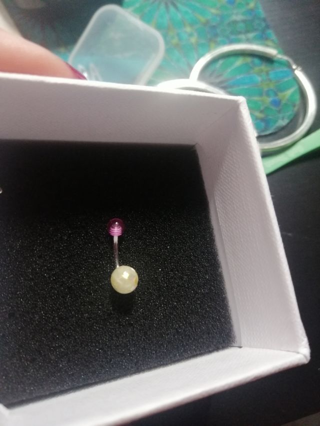 2 bananas titanio y perlas