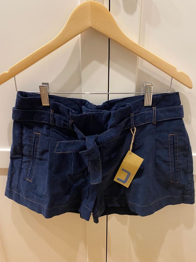 Short pana Adlfo Dominguez a estrenar