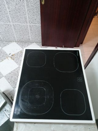 Horno y encimera de segunda mano por 50 EUR en El Morell en WALLAPOP