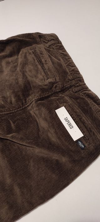 Pantalón hombre Pull \u0026amp; Bear NUEVO de segunda mano por 8 EUR en Irun en  WALLAPOP