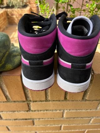 Botas Nike Jordan originales talla 39 impecables de segunda mano por 120  EUR en Sevilla la Nueva en WALLAPOP