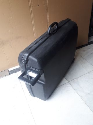 Maleta 23kg samsonite de segunda mano por 20 EUR en Madrid en WALLAPOP