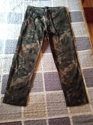 Pantalón lefties de segunda mano por 5 EUR en Valladolid en WALLAPOP