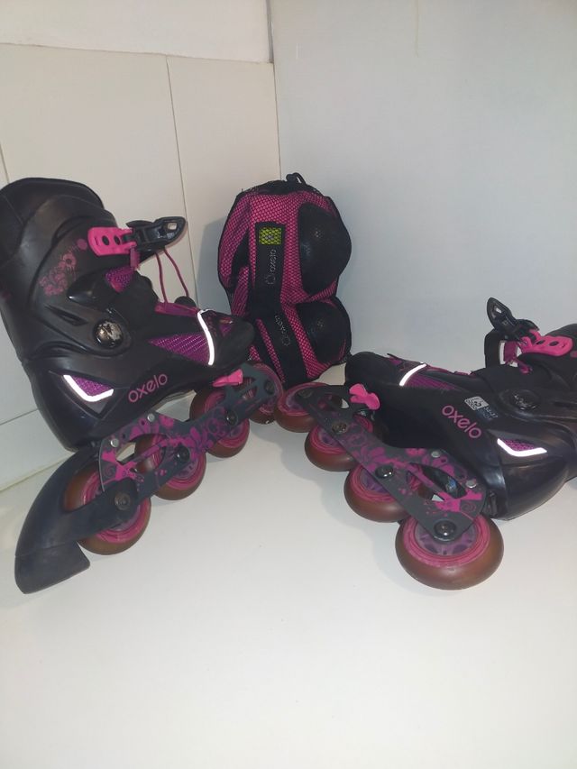 PATINES EN LÍNEA + RODILLERAS Y BOLSA X 20€
