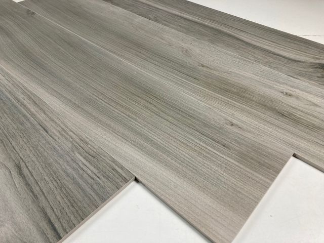 INOUT RUBY GREY 23x120 rectificado