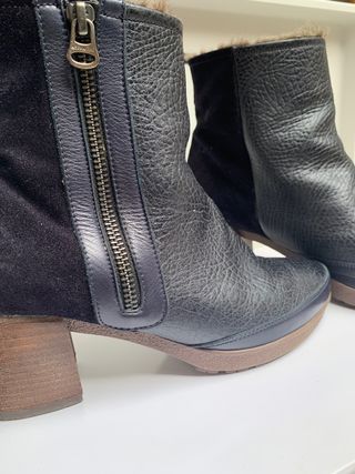 Botines Hispanitas de segunda mano por 60 EUR en Oviedo en WALLAPOP