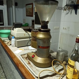 Molinillo de café portátil para disfrutar de tu bebida favorita en  cualquier lugar