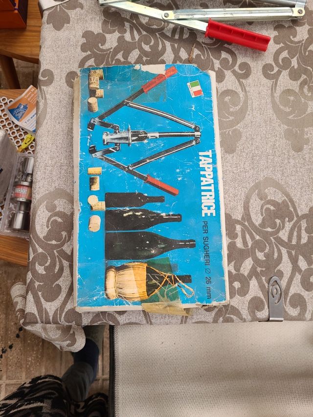 tapadora de tapones de corcho