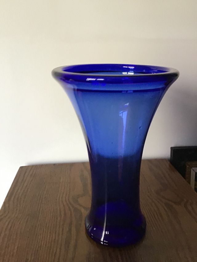 Jarrón cristal azul