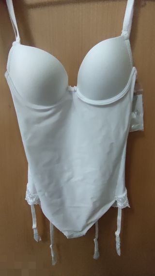 Body para vestido de novia de segunda mano por 60 EUR en Almería en WALLAPOP