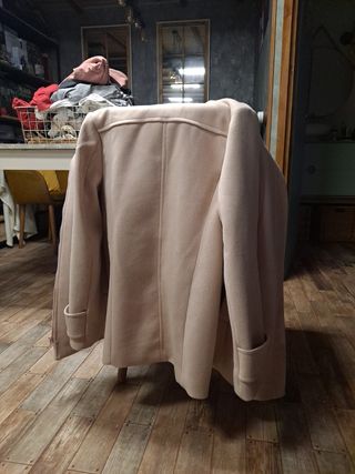 Abrigo embarazada Kiabi de segunda mano por 20 EUR en Barcelona en WALLAPOP