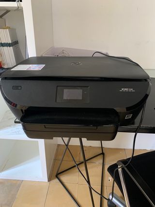 Impresora HP Envy 5548 de segunda mano por 50 EUR en Barcelona en WALLAPOP