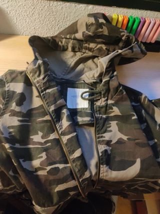 Chaqueta militar El Corte Inglés de segunda mano por 10 EUR en Alcobendas  en WALLAPOP