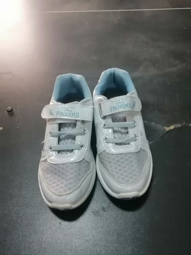 2 pares de tenis de niña fronzen