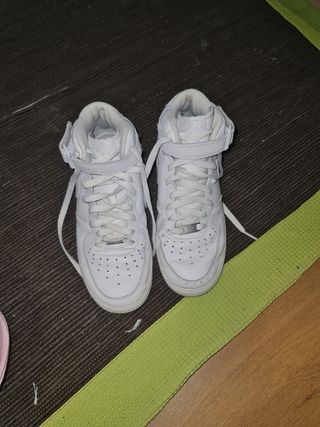 Nike air force de segunda mano por 70 EUR en Fuenlabrada en WALLAPOP
