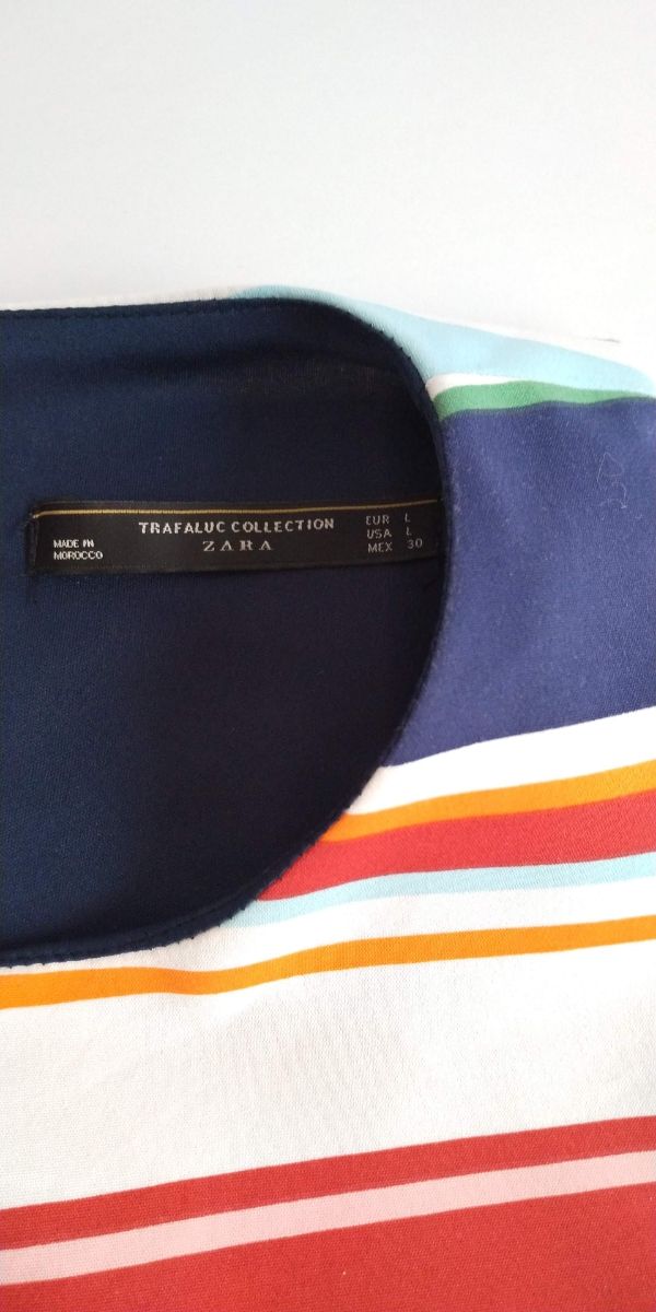 Vestido rayas. Talla L. Zara