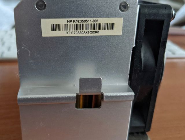Ordenador Hewlett Packard desmontado