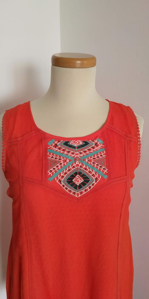 Vestido coral