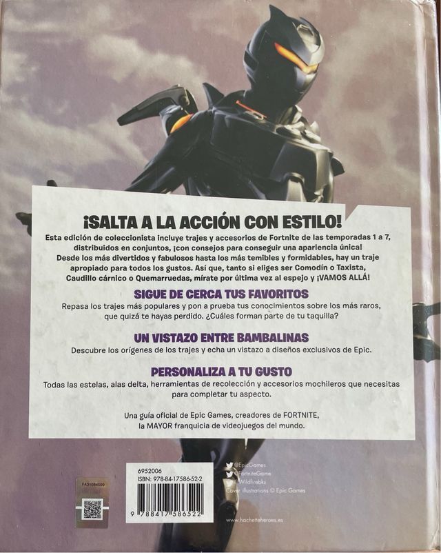 Libro: Trajes oficiales de fortnite