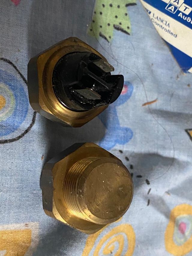 Tapón sensor SEAT 127