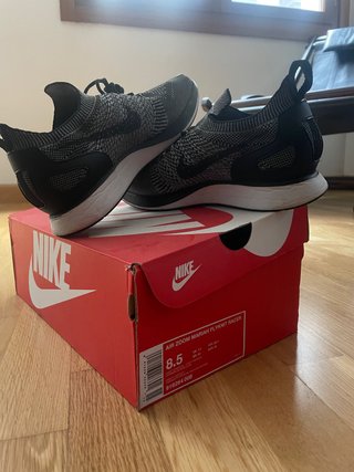 Zapatillas Nike Air Zoom Mariah Flyknit Racer de segunda mano por 65 EUR en  Gijón en WALLAPOP