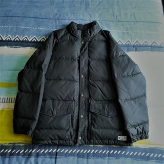 Plumifero VANS. de segunda mano por 70 EUR en La Estrada en WALLAPOP ريفيرسو Plumifero VANS. de segunda mano por 70 EUR en La Estrada en WALLAPOP ريفيرسو