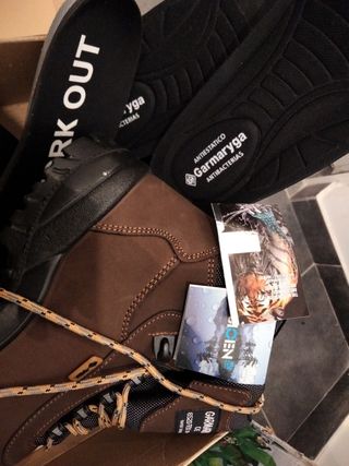 Botas de seguridad de segunda mano por 42 EUR en Madrid en WALLAPOP
